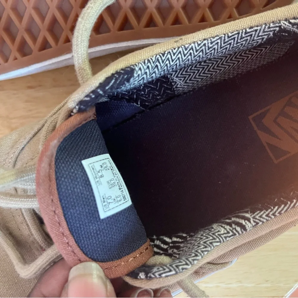 Vans Off The Wall Unisex Sneakers Men 7 Women 8.5‎